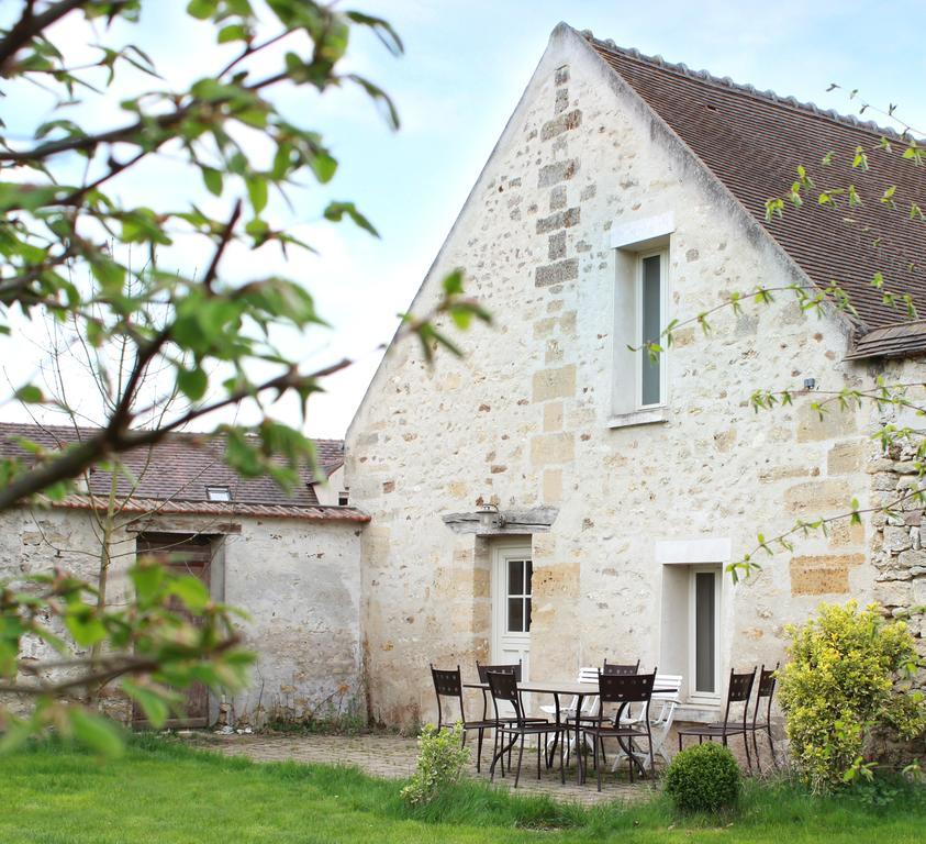 Gites De La Grande Ferme Avernes Exteriér fotografie