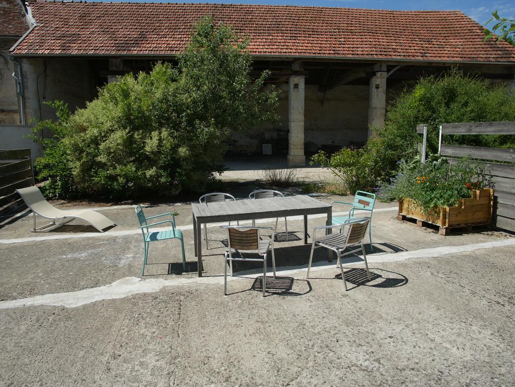 Gites De La Grande Ferme Avernes Exteriér fotografie